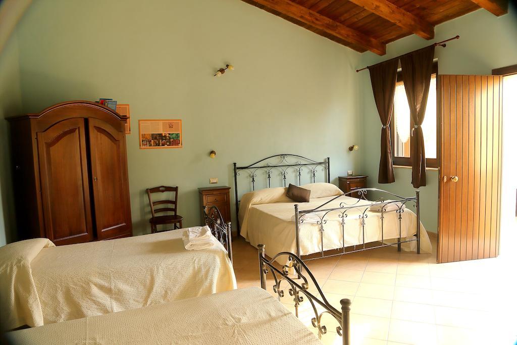 Al Grande Gelso Villa Cariati Room photo